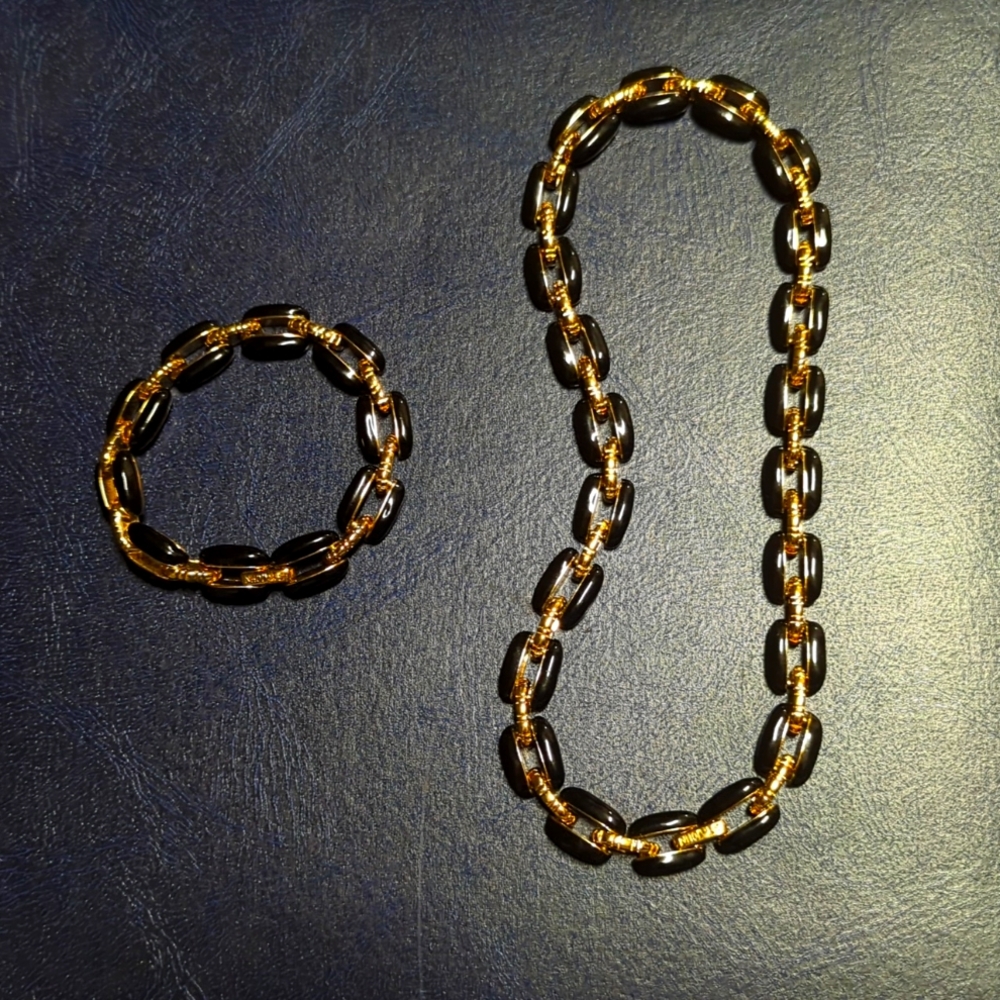 St John necklace and bracelet set